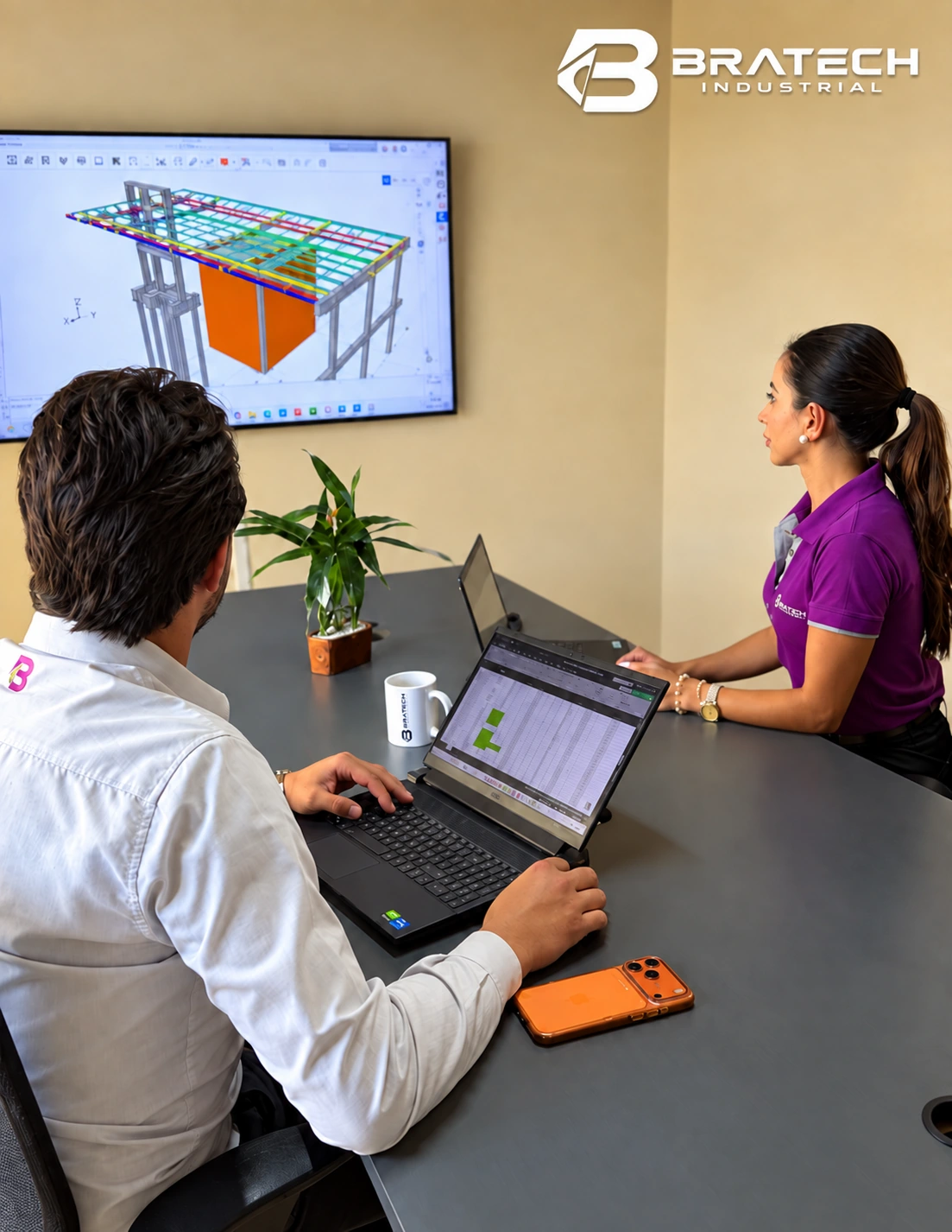 Equipe da Bratech desenvolvendo projeto de engenharia